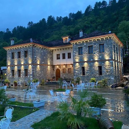 Hotel Kaso Ervehe Përmet Extérieur photo