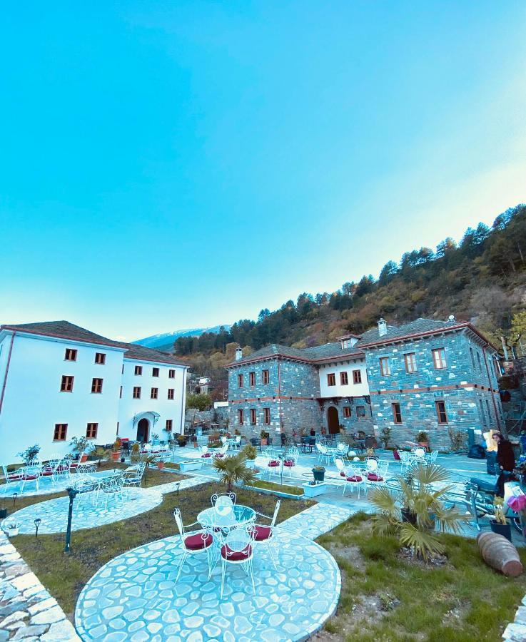 Hotel Kaso Ervehe Përmet Extérieur photo