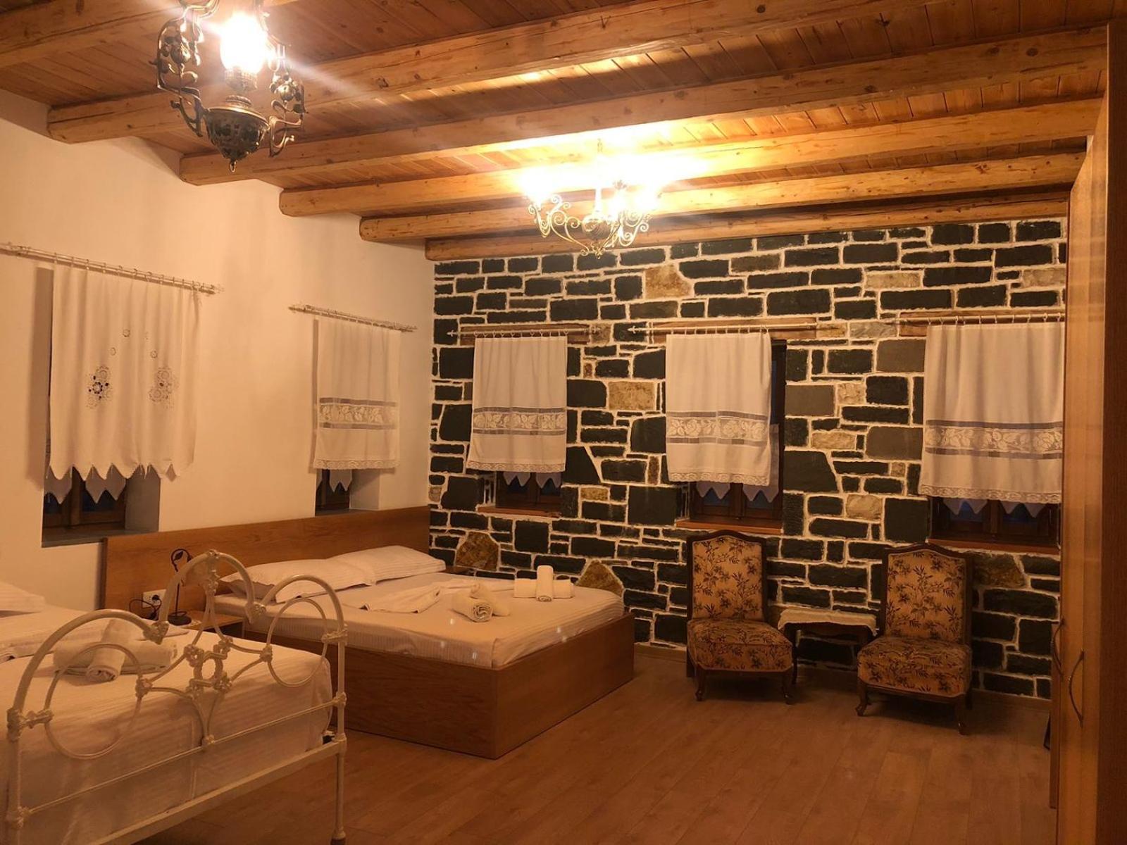 Hotel Kaso Ervehe Përmet Extérieur photo